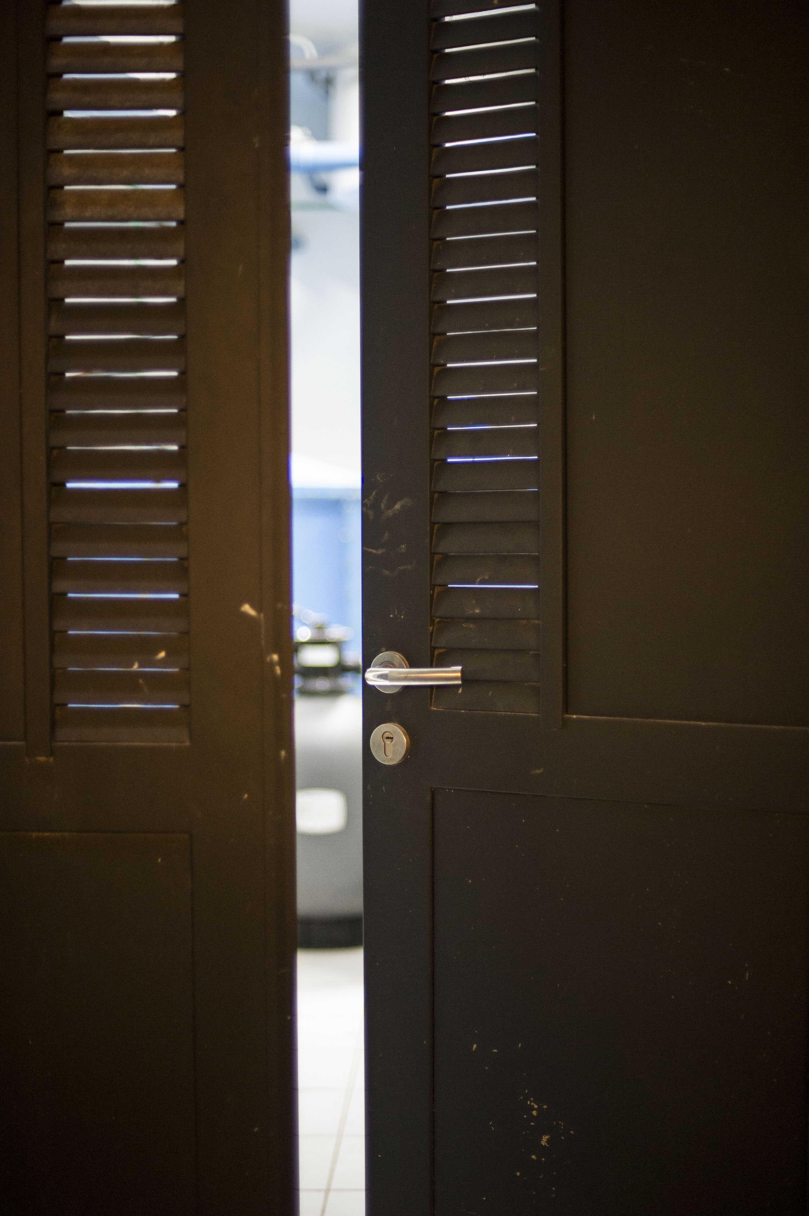 Double door menggunakan plat 2mm